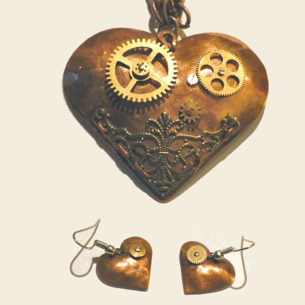 14001N – Steampunk heart necklace and earrings Copper – sold