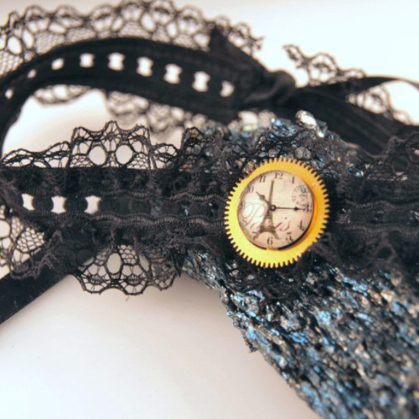 15005N – Paris Chocker necklace Lace Brass
